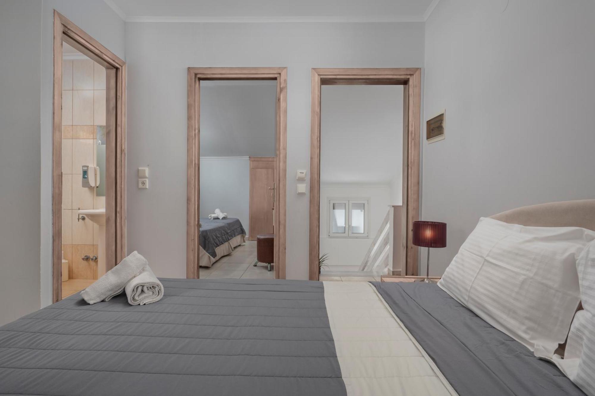 Adonis Hotel 佩科霍里 客房 照片
